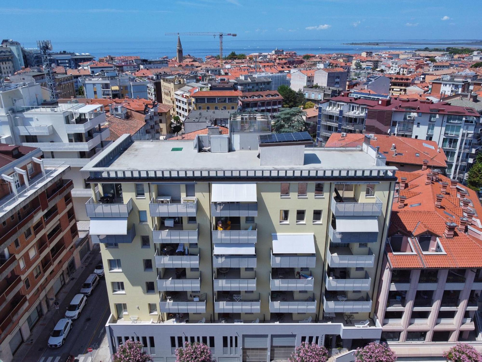 Hungaria Aparthotel Grado